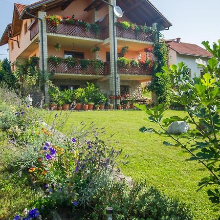 Guest House Nena Rastoke Slunj Exterior foto
